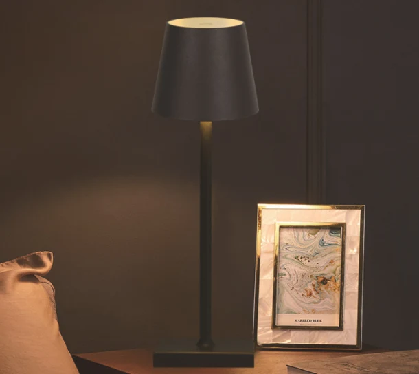 Title 4, Bedhead Eye Care Charging Atmosphere Desk Lamp....