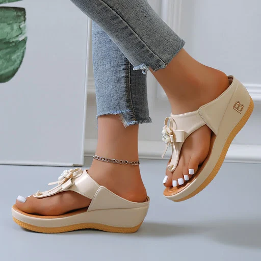 Title 17, Womens Outerwear Flower Platform Wedge Sandals...