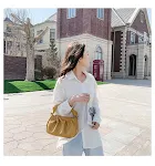Bolso bandolera Wild Cloud, perfecto para llevar lo esencial con comodidad y estilo, ideal para el día a día y viajes. — foto 7