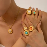Franse elegante mode INS stijl ronde hanger oorbellen & ketting. Verfijn je look met deze trendy en stijlvolle set. — foto 18