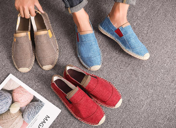 Title 1, Handgemachte Strohschuhe und Leinenschuhe für s...