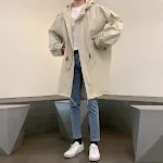 Jaqueta corta-vento com capuz masculina de comprimento médio, folgada e casual, com design estiloso e confortável para uso diário e atividades ao ar livre. — foto 1