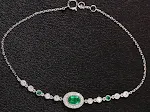 Pulseira Esmeralda de Madeira Natural. Sofisticação natural com esta joia. Adicione um toque elegante com madeira e esmeralda. Design artesanal, beleza única. — foto 4