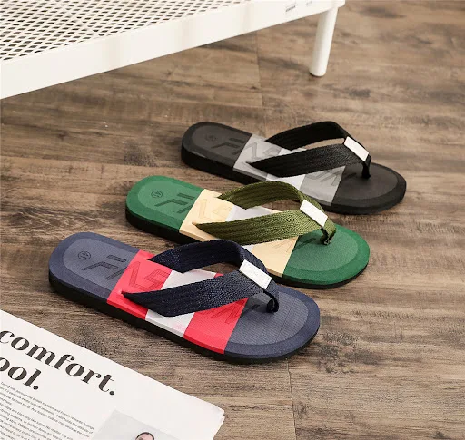 Title 26, Heren zomerslippers met colorblock design. Stij...