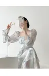 Vestido com estampa floral de fada, toque avançado para uma sensação extraordinária e estilo único. Ideal para diversas ocasiões. — foto 4