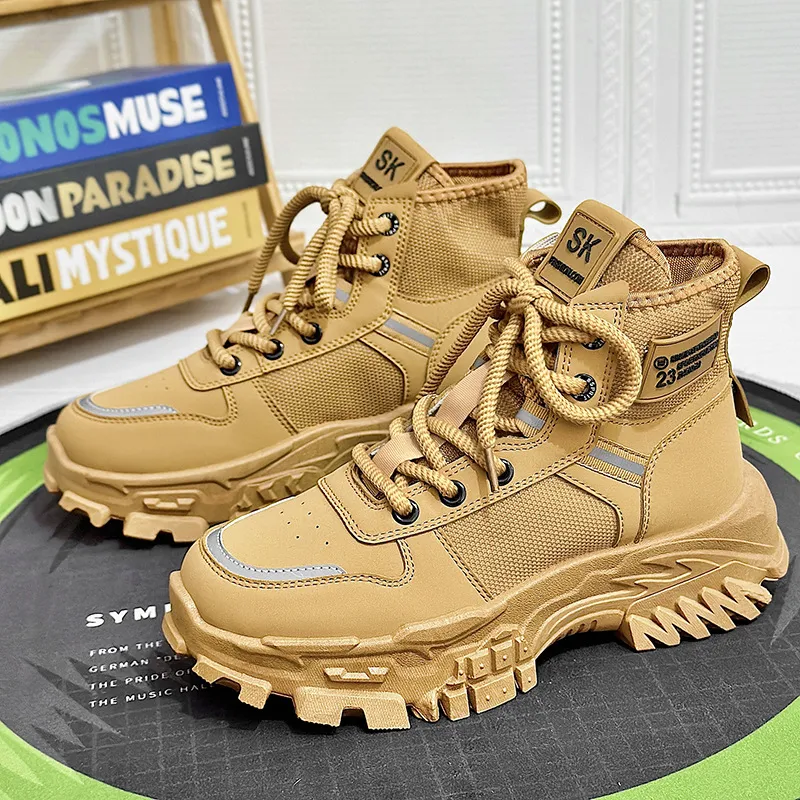 Botas Martin Esportivas Masculinas com Plataforma – Conforto e Estilo para Atividades. Design moderno, sola resistente e perfeito para esportes. — foto 3