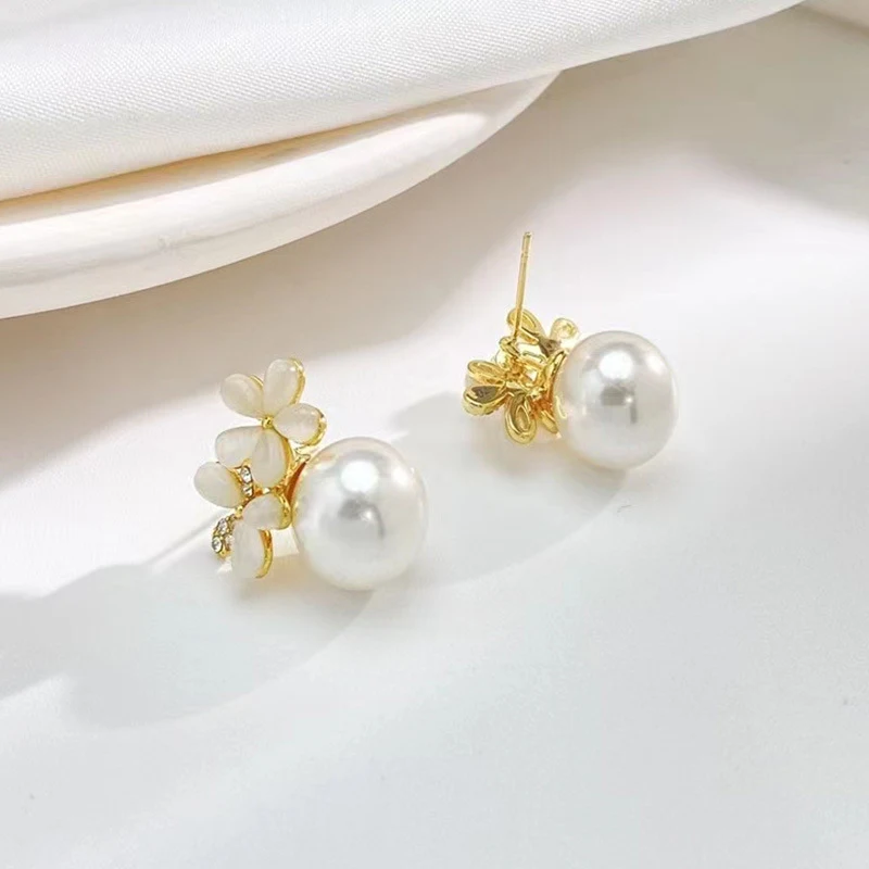 Brincos de Stud Flor de Cimofana Retro Agulha de Prata Sereia - Elegância e encanto marinho em joias únicas. Perfeitos para um toque especial no seu visual. — foto 4