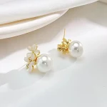 Brincos de Stud Flor de Cimofana Retro Agulha de Prata Sereia - Elegância e encanto marinho em joias únicas. Perfeitos para um toque especial no seu visual. — foto 4