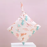 Bolsa de armazenamento de fraldas para bebês à prova d'água Perfeita para viagens e creches Mantém as fraldas e lenços umedecidos organizados e protegidos — foto 15