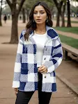 Giacca donna a maniche lunghe, plaid, con bottoni, ampia e con tasche. Perfetta per un look casual e confortevole. — foto 4