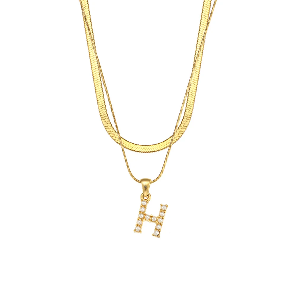 Colar com Letra Inicial Dourada em Camadas Fiona Use a Fiona para um toque pessoal e elegante. Presente perfeito, exiba sua inicial com brilho! — foto 15