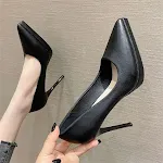 Spitze High Heels mit 10cm Stiletto Absatz für einen sexy Look. Diese Schuhe betonen Ihre Beine und verleihen Ihnen Selbstbewusstsein. — foto 3