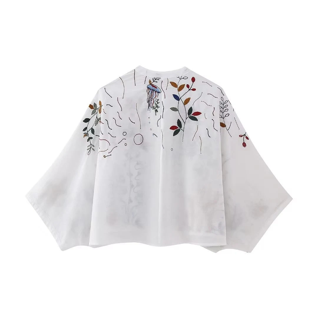 Title 22, V-neck Embroidered Breasted Shirt and High Wais...