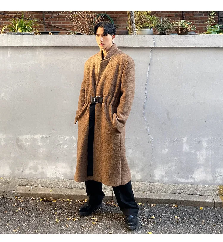 Title 6, Delicate woolen coat, perfect for winter warmth...