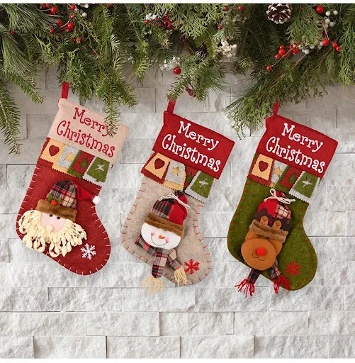 Title 12, Calcetines colgantes navideños decorativos de a...