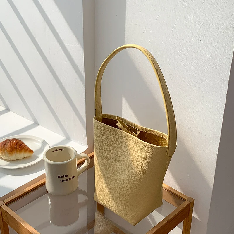 Bolsa Redonda Feminina de Ombro Grande Capacidade Simples Ideal para Uso Diário Design Funcional e Elegante Espaço Amplo para Seus Pertences — foto 1