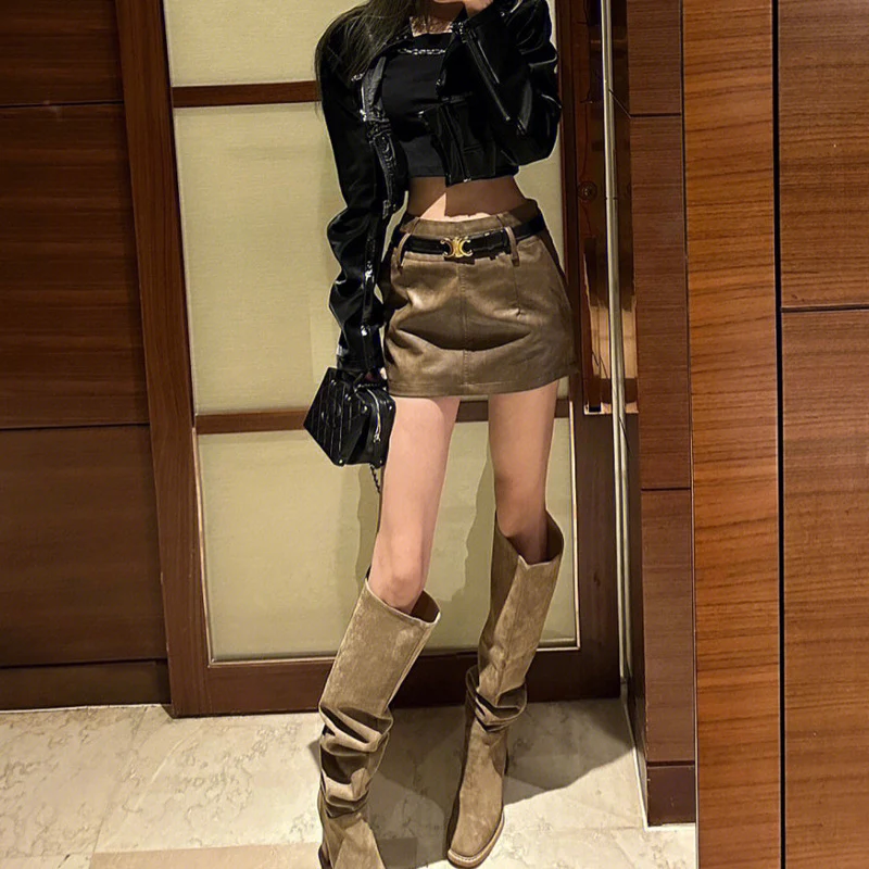 Botas Femininas High Knight com cano largo e estilo empilhado, circunferência grande. Conforto e elegância para seus pés. — foto 18