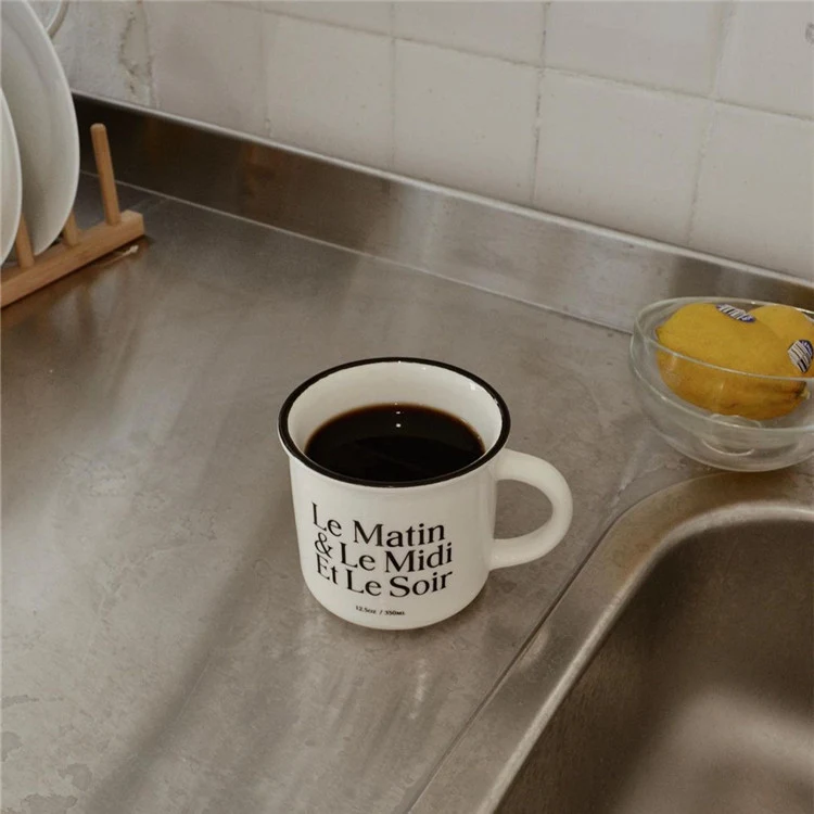 Retro French Ceramic Cup Simple Mug – Enjoy your coffee or tea with vintage charm. Perfect for everyday use, easy to cle — photo 4