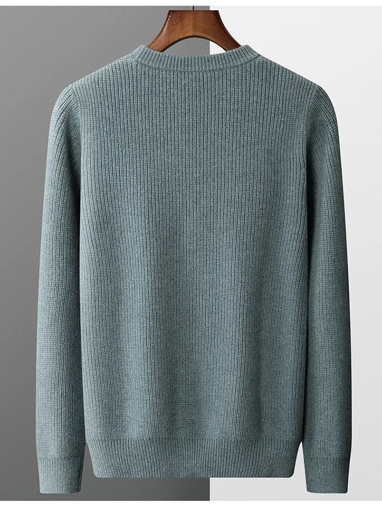 Title 2, Casual All-match Woolen Sweater for Men. A vers...