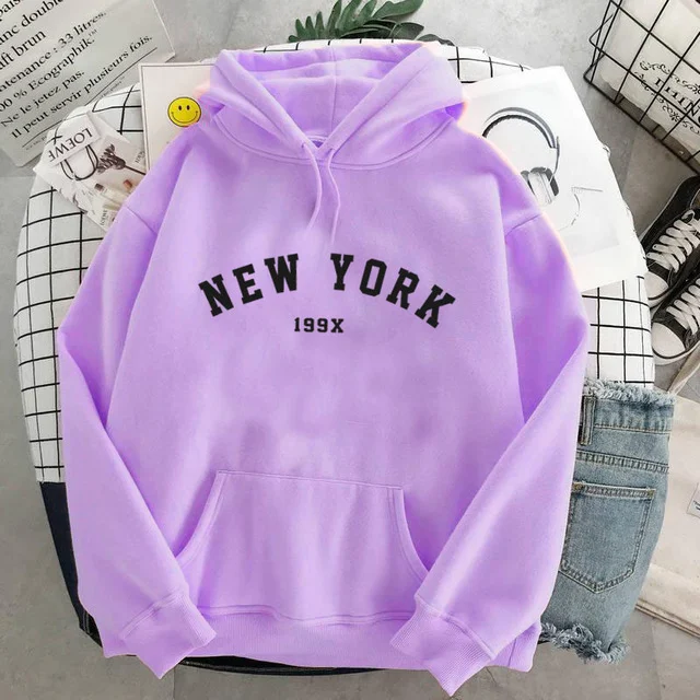 NEU Farben Sweatshirts Samt Winter Damen NEW YORK. Warme, samtige Sweatshirts für den Winter. Stilvoll und komfortabel. Ideal für kühle Tage. — foto 4