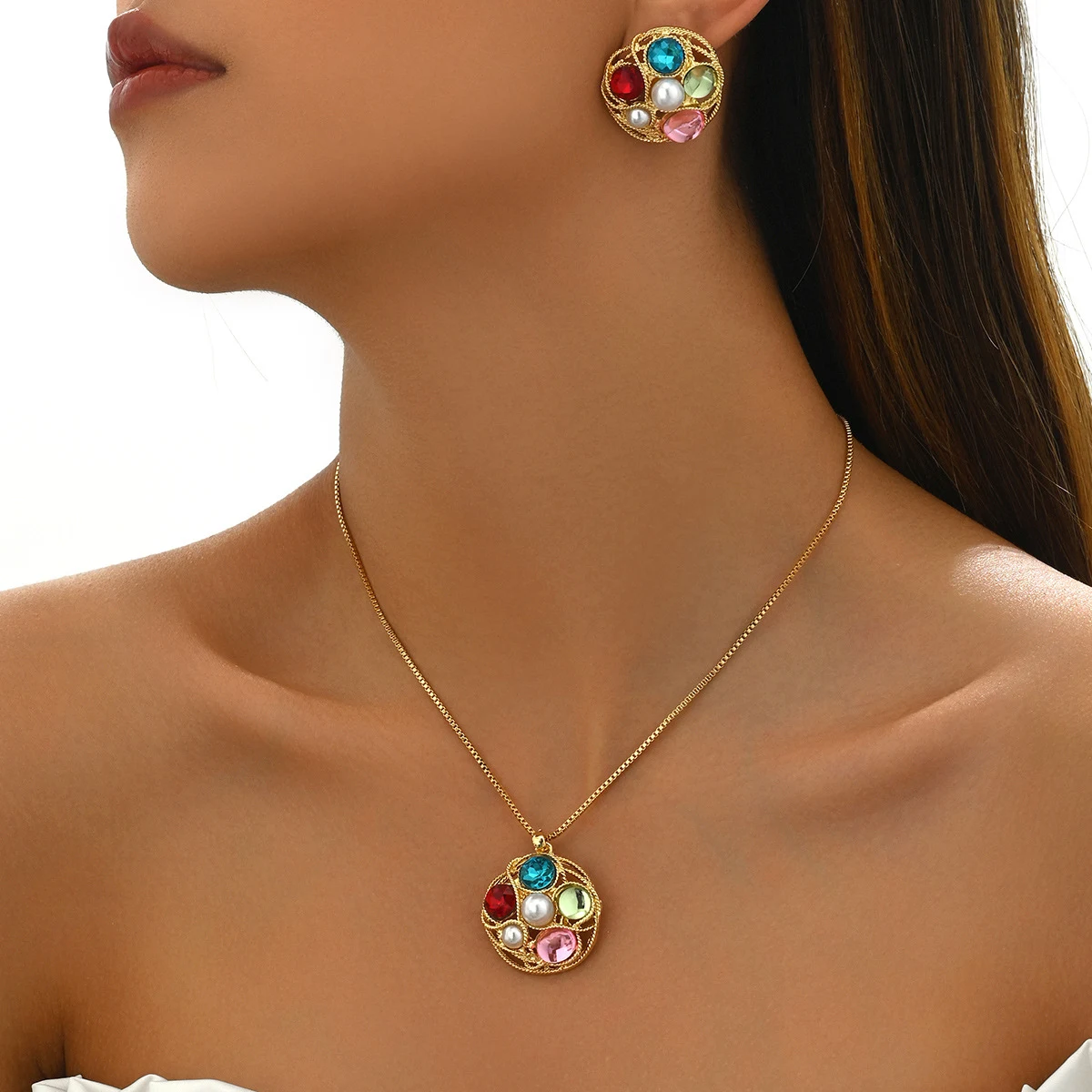 Conjunto de Joias Feminino com Gemas Incrustadas Design Enrolado Elegância Atemporal Ideal para Presentear Realce seu Estilo com esta peça requintada — foto 4