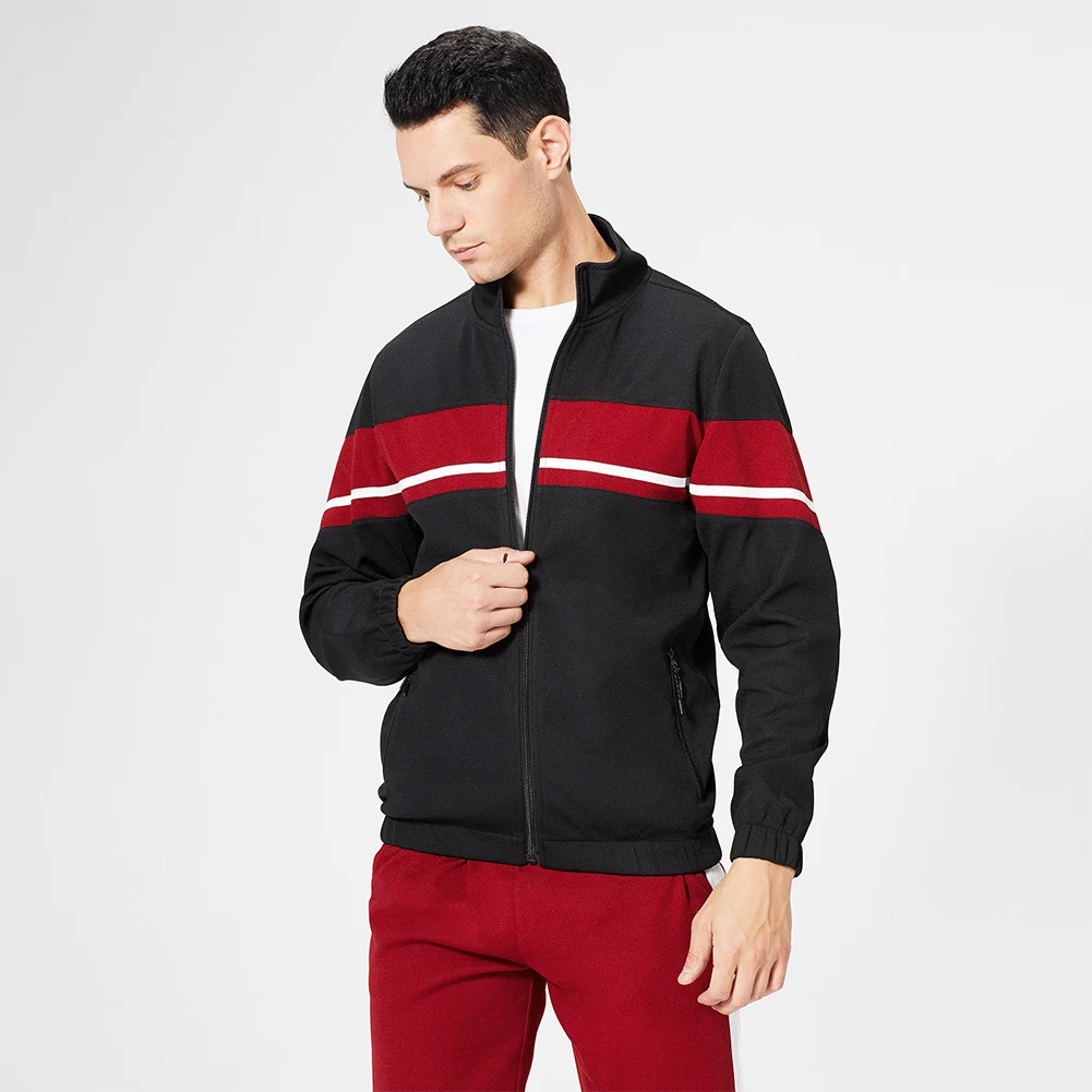 Conjunto de suéter juvenil grande masculino Cardigã contrastante para um visual moderno e aconchegante Ideal para looks casuais e em camadas Confortável e versátil — foto 2