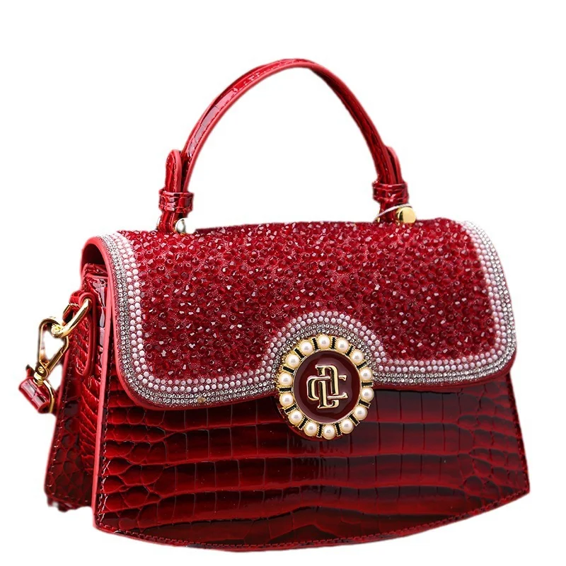New Patent Leather Diamond Portable Shoulder Bag. Stylish and functional, perfect for everyday use or special occasions. — photo 25