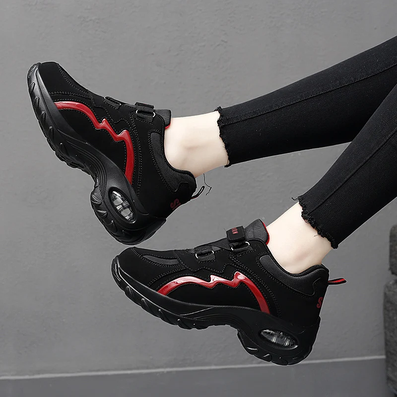 Zapatillas running plataforma bajas para mujer confortables y modernas para correr con estilo y amortiguación extra en cada paso. — foto 5