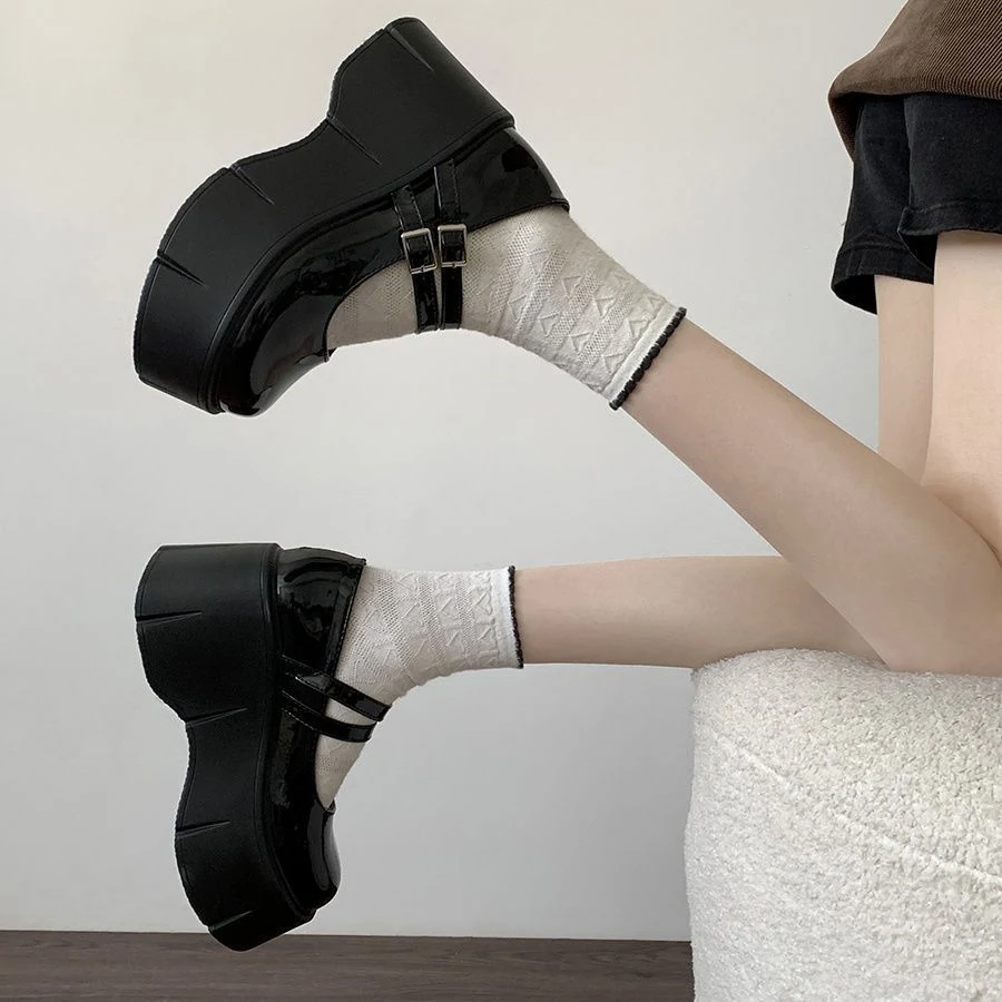 Women's Black Platform Leather Shoes, Retro British Style. Round Head, New French Style. Spring and Autumn. Comfortable — photo 11