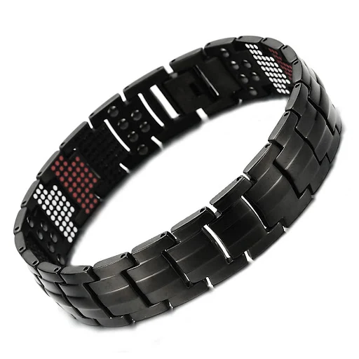 Title 3, Pulseira de íons de germânio magnético de titân...