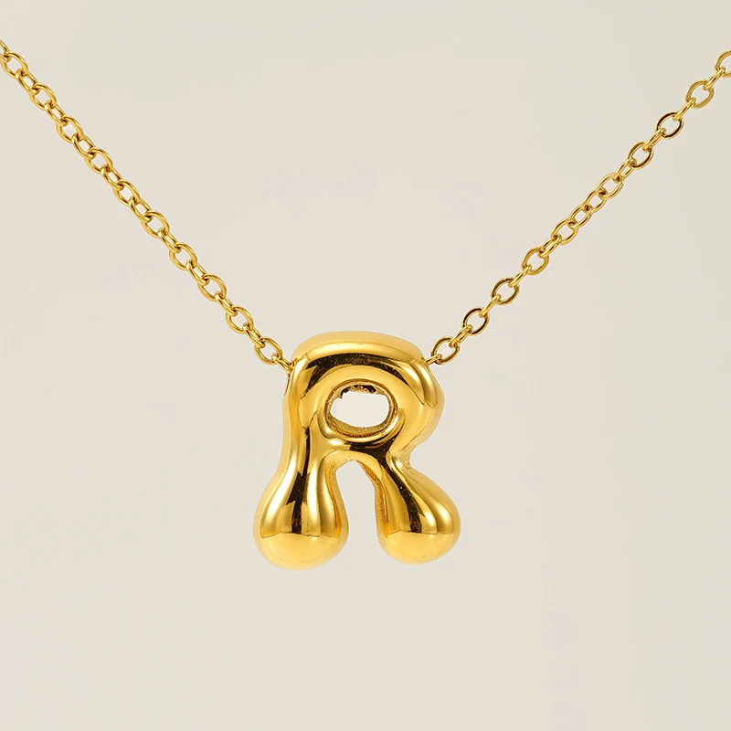 Colar Feminino com Letras Bolha Brilhantes. Destaque seu nome com este colar charmoso e personalizado. Um presente perfeito e único para mulheres. — foto 28