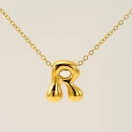 Colar Feminino com Letras Bolha Brilhantes. Destaque seu nome com este colar charmoso e personalizado. Um presente perfeito e único para mulheres. — foto 28