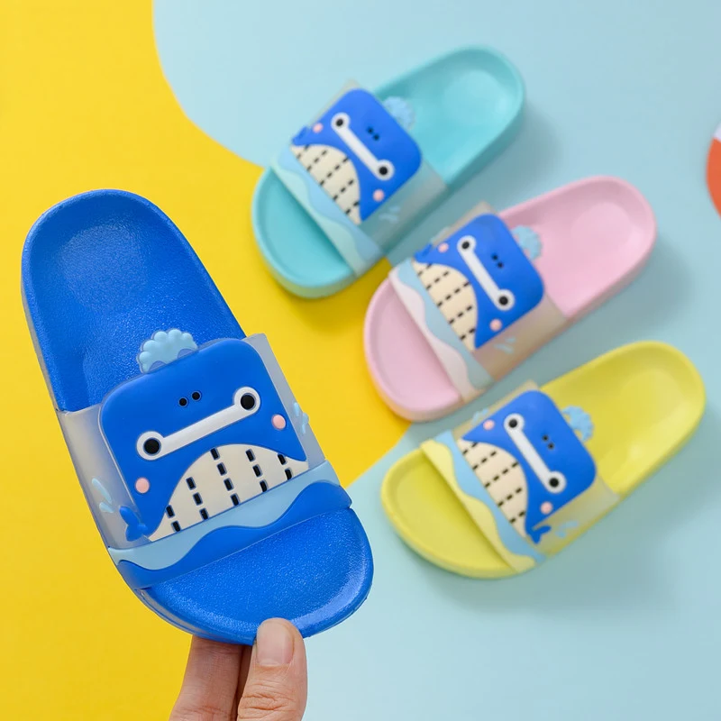 Children's cartoon slippers Cozy and fun slippers for little feet. Featuring adorable designs and non-slip soles, perfec — photo 1