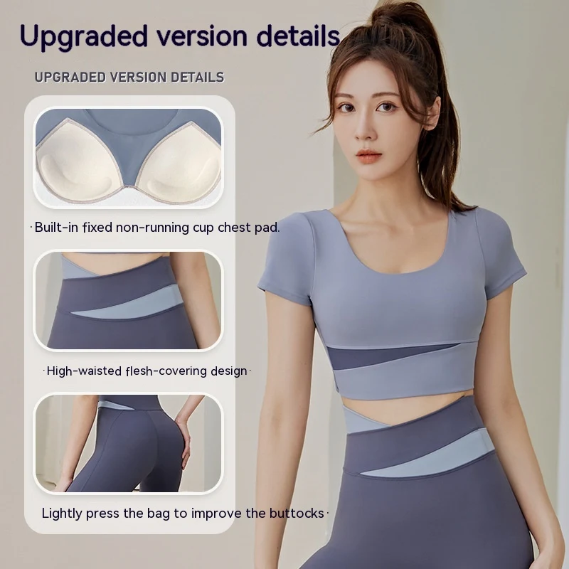 Completo sportivo da donna con top intero con imbottitura al seno e pantaloni. Ideale per allenamenti, comfort e sostegno. — foto 19