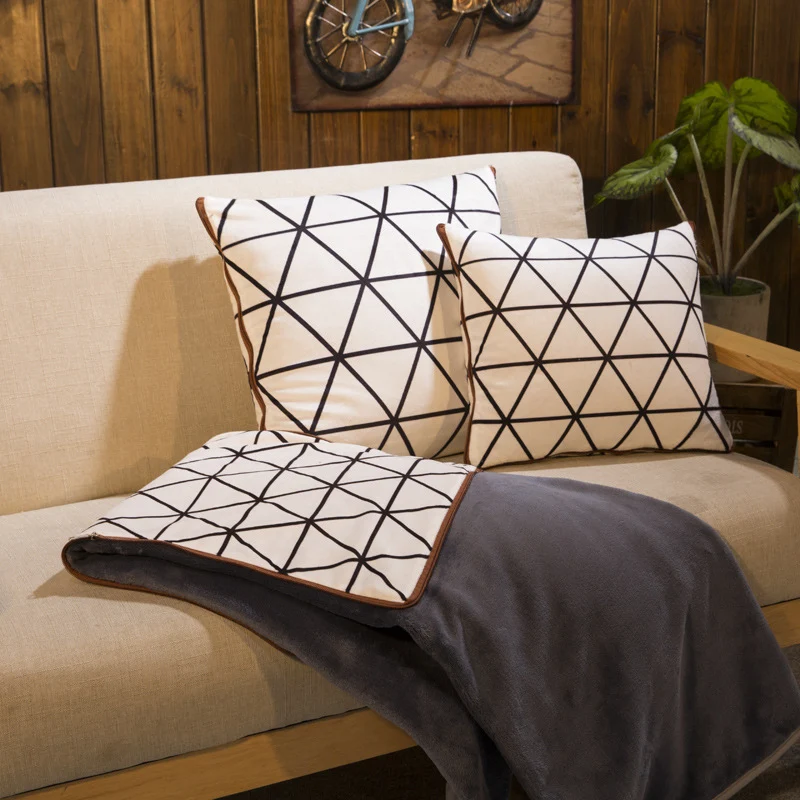 Pillow Quilt Dual-purpose Coral Fleece Cushion, soft and cozy, perfect for relaxation and sleep, offering versatile comf — photo 4