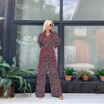Wine red