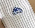 Medias altas de moda nacional blancas ideales para lucir un estilo único y moderno, perfectas para combinar con cualquier atuendo. — foto 4