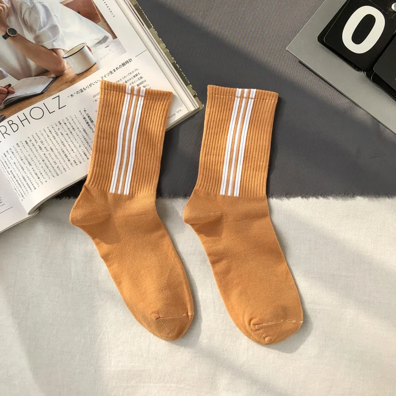 Title 4, Mens And Womens Mid-calf Sports Cotton Socks