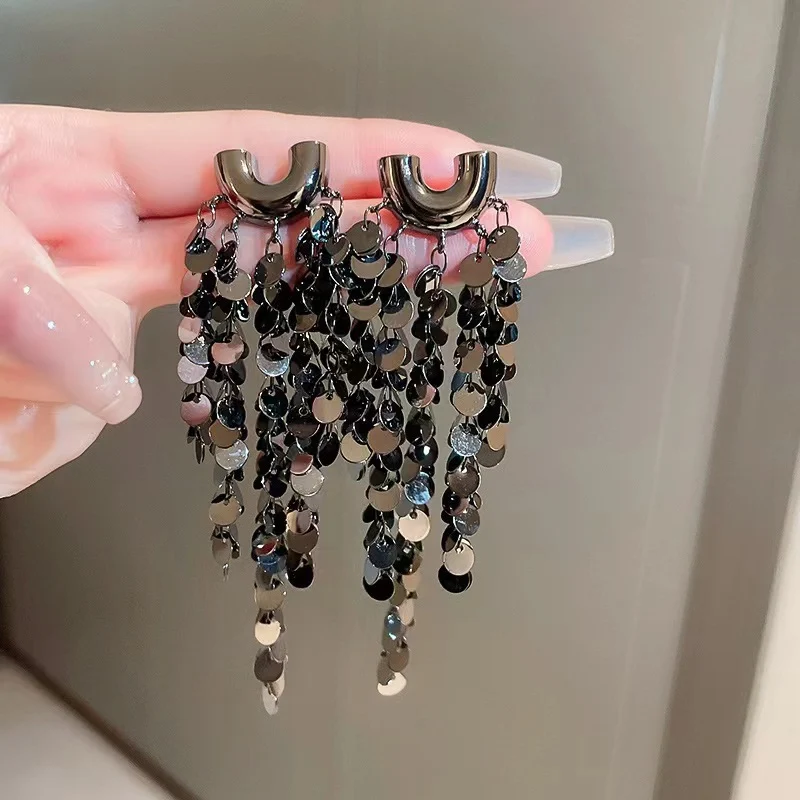 Brincos de tassel com lantejoulas exageradas Design Fashion Feminino — foto 4