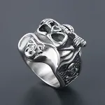 Anel Retrô de Aço Titânio Caveira Masculino, Punhal Fashion, Personalidade Marcante, Estilo Retro e Design Exclusivo. — foto 5