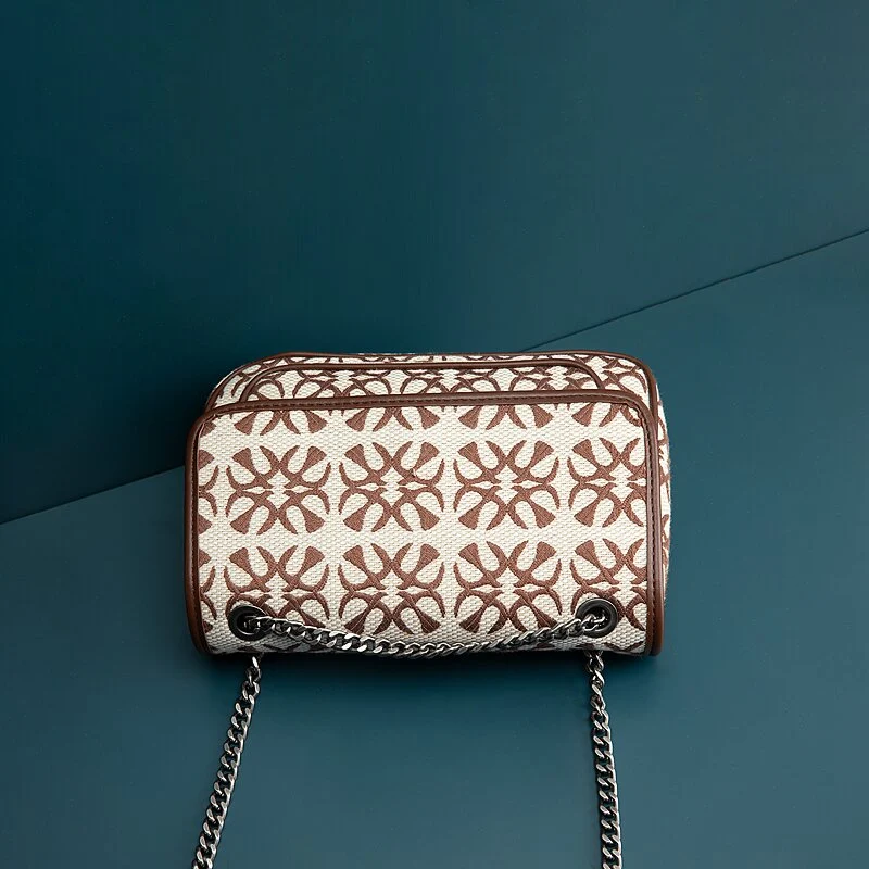 Title 6, Double Chain Wandering Bag High Quality Shoulde...