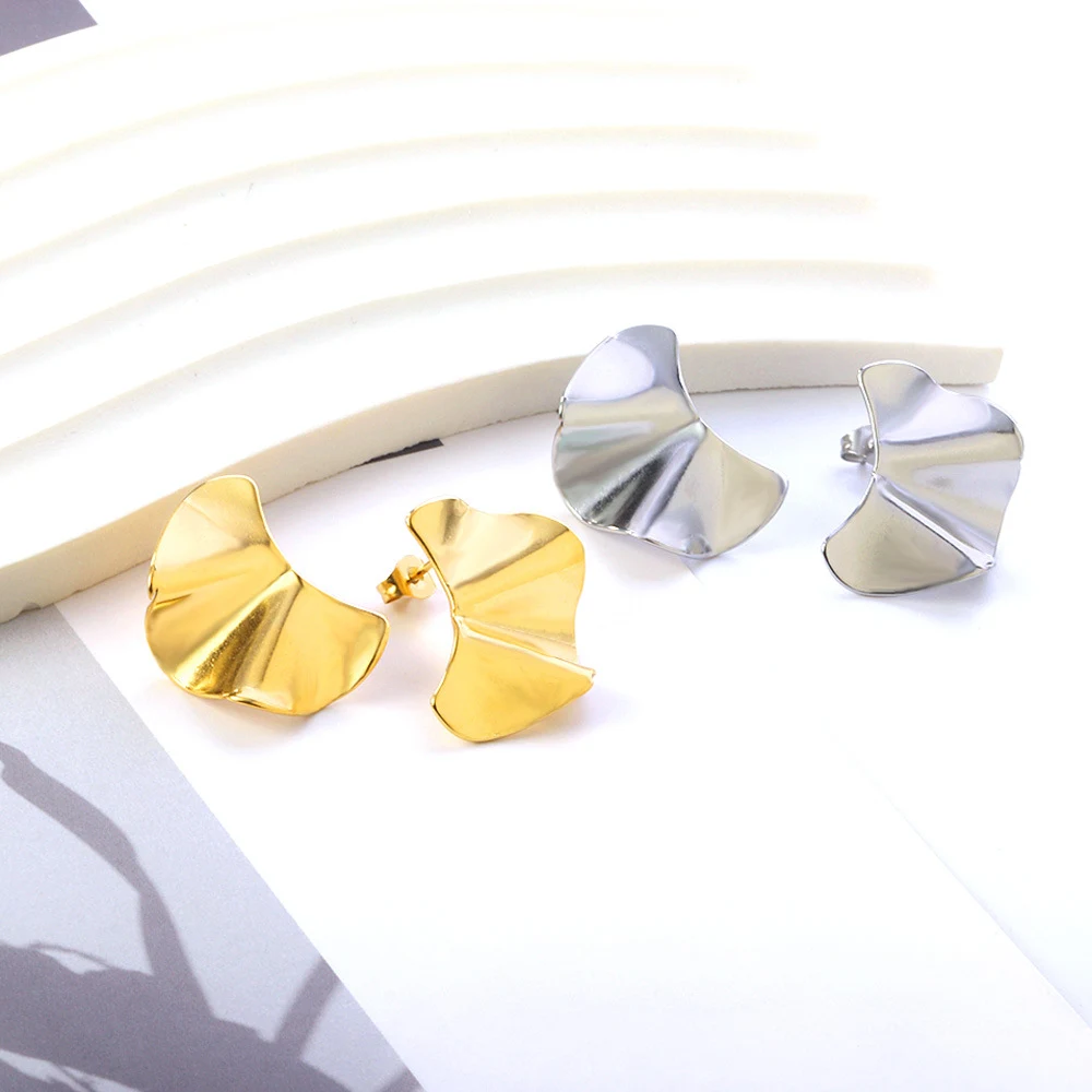 Pendientes de estudio creativos para mujer, media pieza brillante, diseño elegante. Perfectos para un toque de sofisticación diario y un look moderno. — foto 3