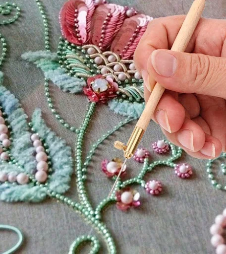 Title 7, Embroidery Crochet Hook with Wooden Handle Craf...