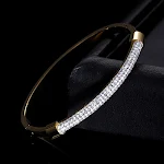 Pulseira feminina de aço titânio 18K eletroplaqueado com diamantes e personalidade, joia elegante e moderna. — foto 4