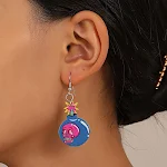 Pendientes de calavera divertidos y oscuros para Halloween, estilo europeo y americano. Añade un toque único y atrevido a tu look festivo. — foto 1