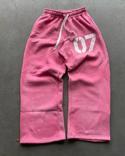 Conjunto de Moletom Folgado 07 Street Trend, Conforto Casual e Estilo Urbano para o Dia a Dia, Perfeito para um Visual Despojado — foto 7