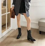Women's British style Martin boots perfect for a stylish and comfortable look. Enjoy quality and durable design with eve — photo 1