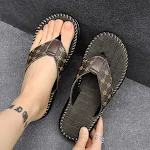 Heren Outdoor Antislip Teenslippers voor Zomerse Avonturen. Comfortabel en Veilig, Perfect voor Strand, Zwembad en Outdoor Activiteiten. — foto 1