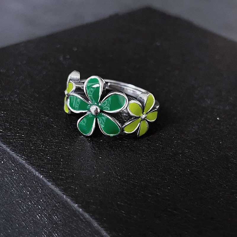 Anel de flor verde natural esmaltado para mulheres, perfeito para adicionar um toque elegante e vibrante ao seu visual, celebrando a beleza da natureza. — foto 7