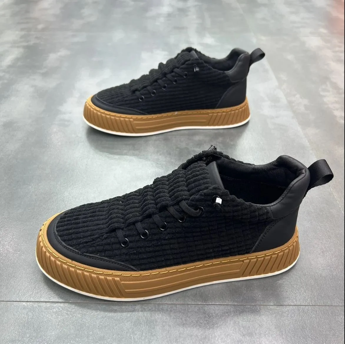 Tênis de lona masculino esportivos casuais, confortáveis e versáteis para esportes e uso diário. Leves e estilosos, perfeitos para qualquer ocasião. — foto 9